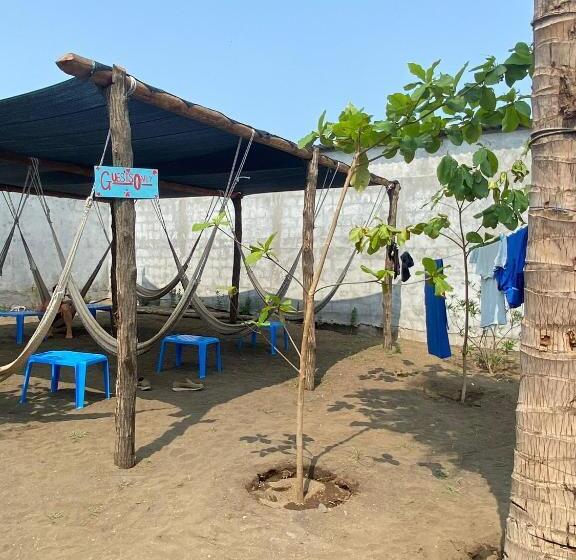 هاستل Playa De La Fuente