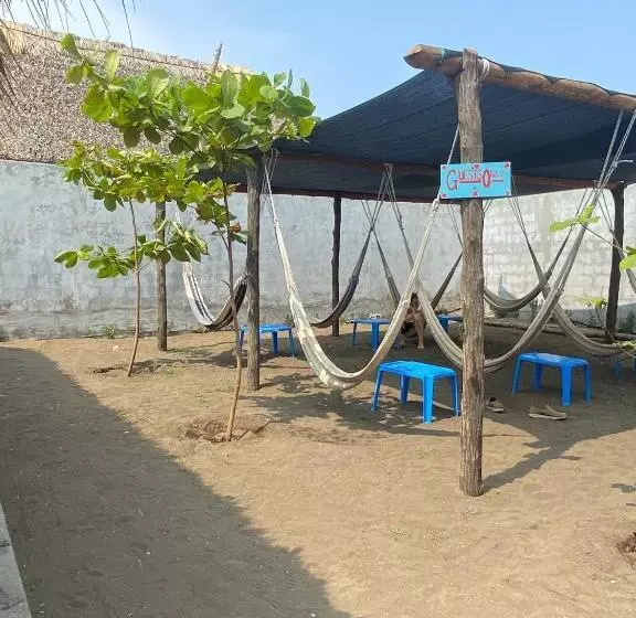 هاستل Playa De La Fuente