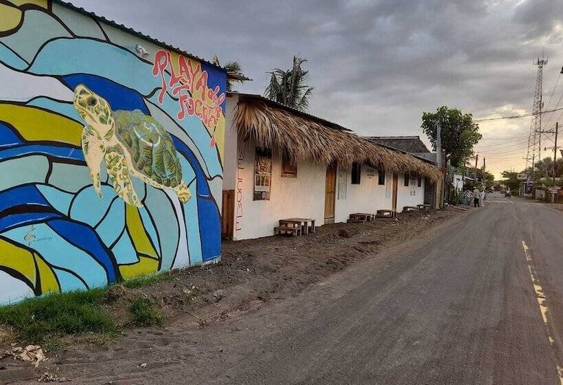 هاستل Playa De La Fuente