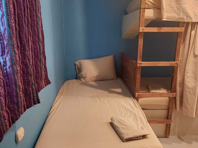 هاستل Playa De La Fuente