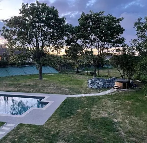 تختخواب و صبحانه Ecolodge Entre Mer & Campagne Chambre D Hôtes Jardin De Sel