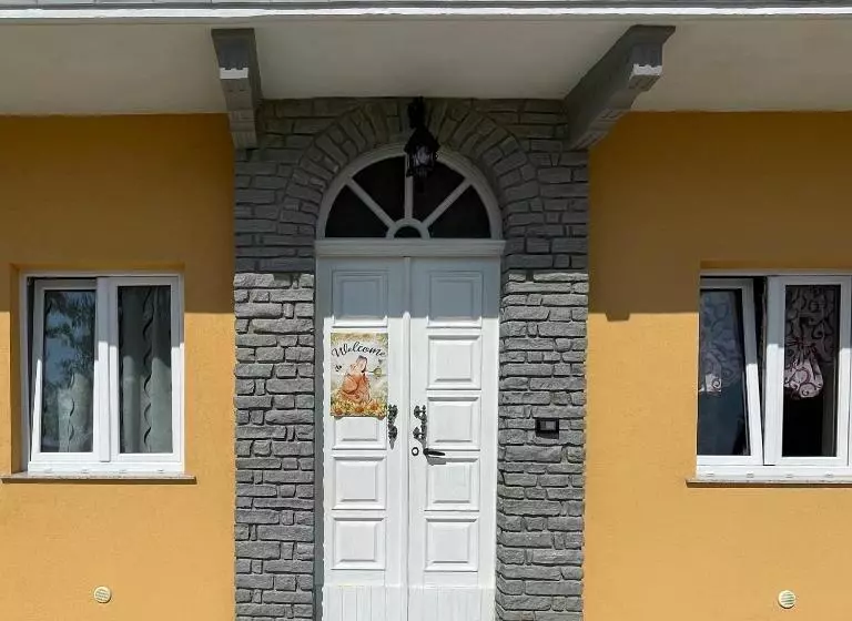 Aamiaismajoitus (B&B) La Tana Di Momo