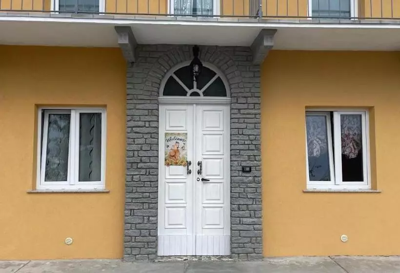 Aamiaismajoitus (B&B) La Tana Di Momo