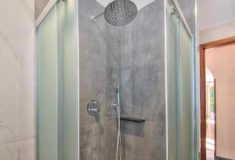 تختخواب و صبحانه Nel Verde