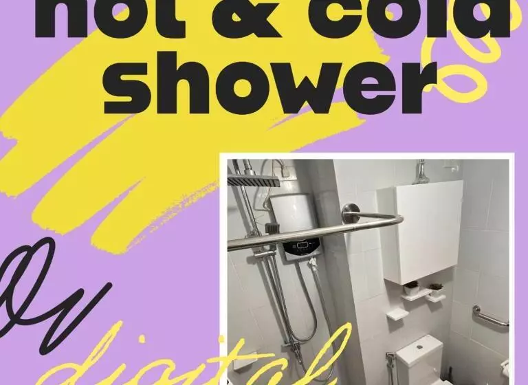 Ck Haven Hot Shower Wifi Smart Tv Outdoor Garden