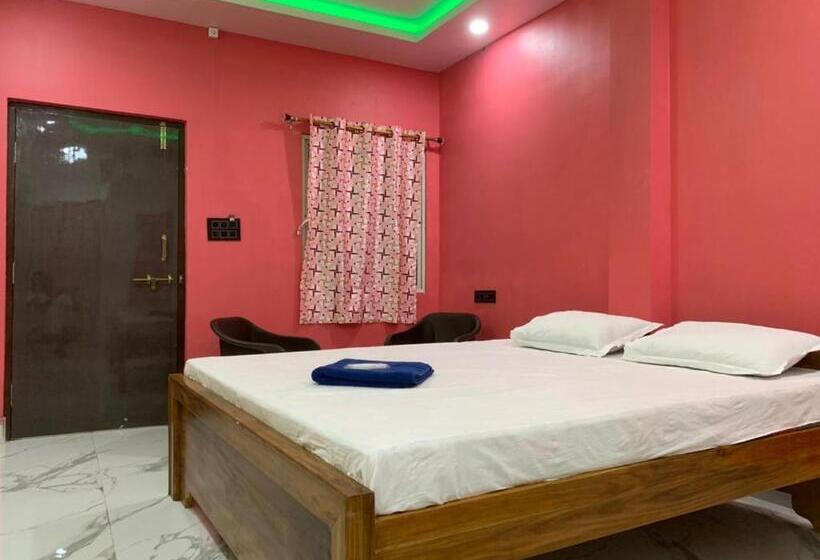 Goroomgo Hotel Shree Gundicha Puri