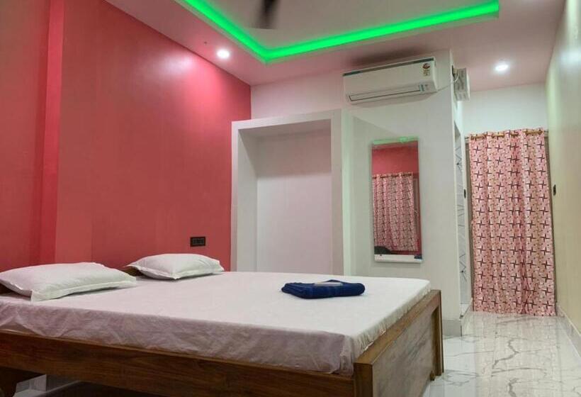 Goroomgo Hotel Shree Gundicha Puri