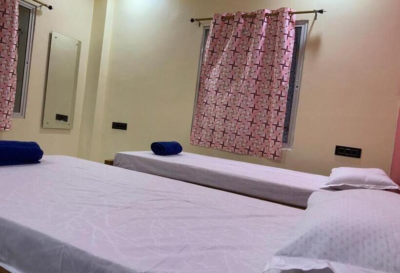 Goroomgo Hotel Shree Gundicha Puri