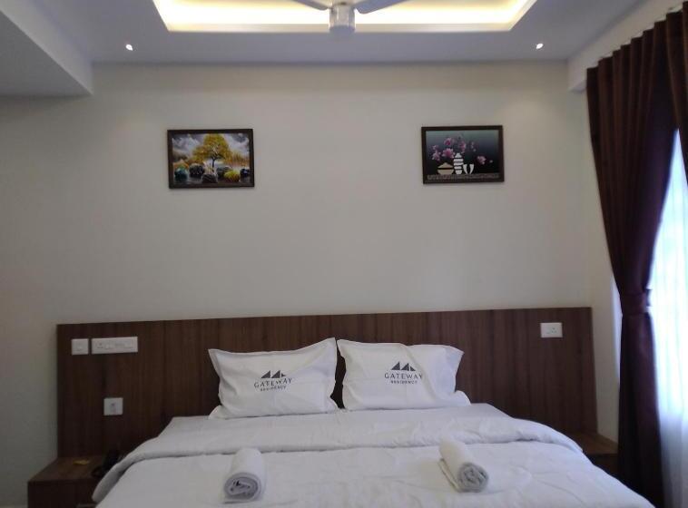 Hotel Gateway Residency
