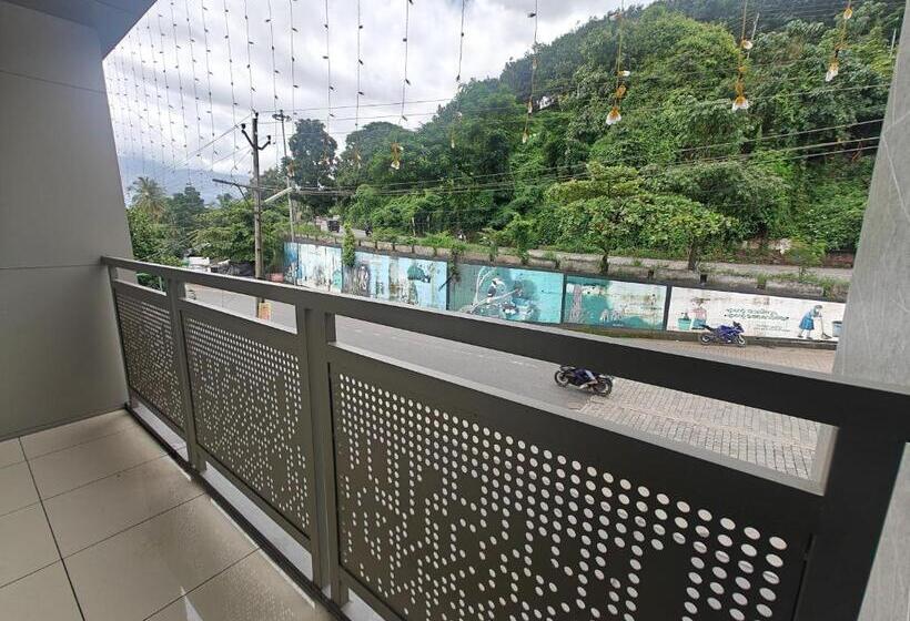 Hotel Gateway Residency