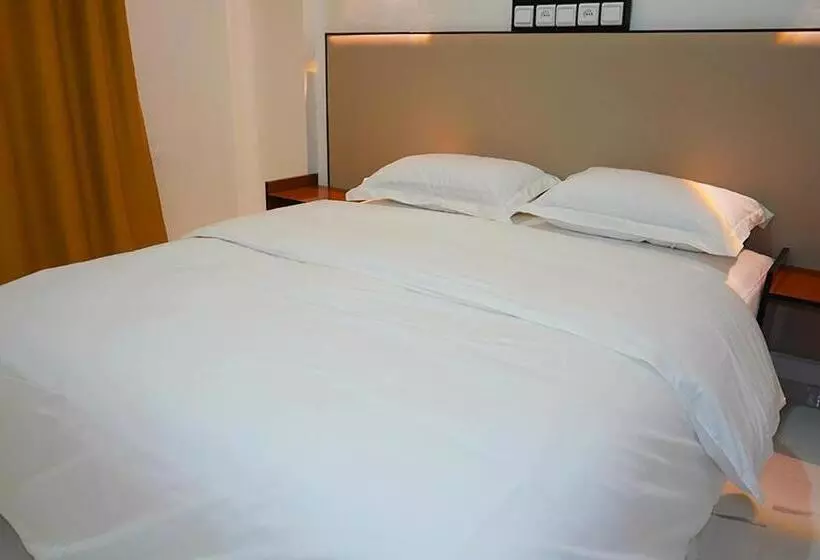 Hotelli Hôtel Moukawama