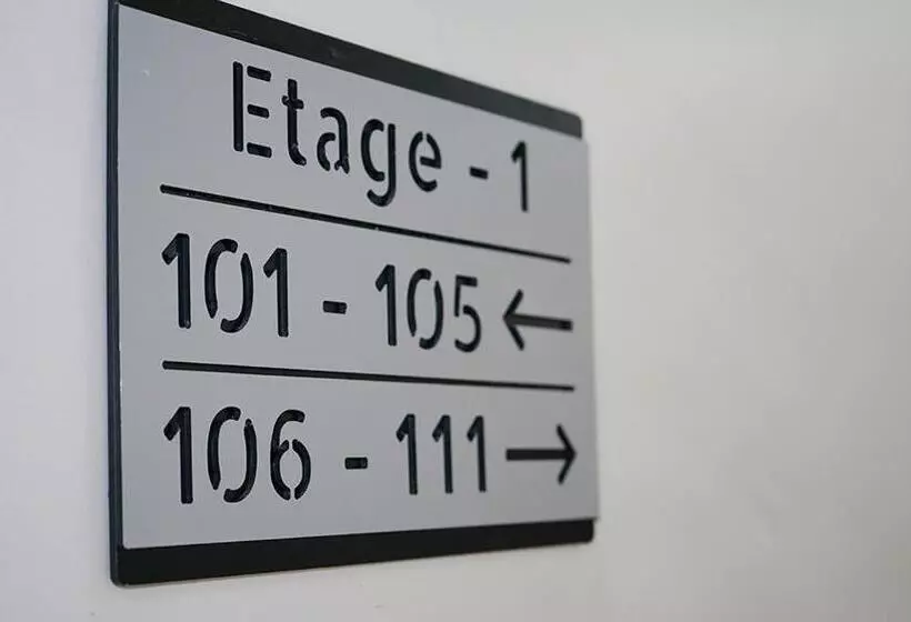 Hotelli Hôtel Moukawama