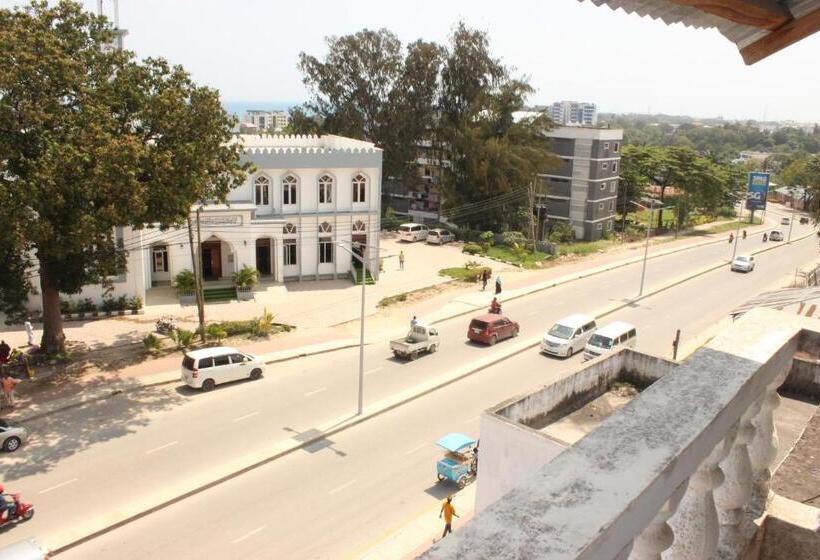 فندق Kilimarni View