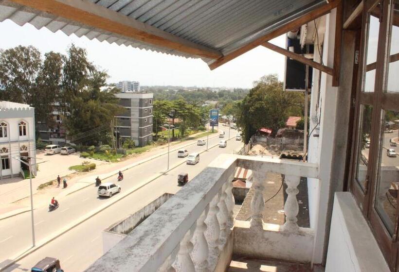 فندق Kilimarni View