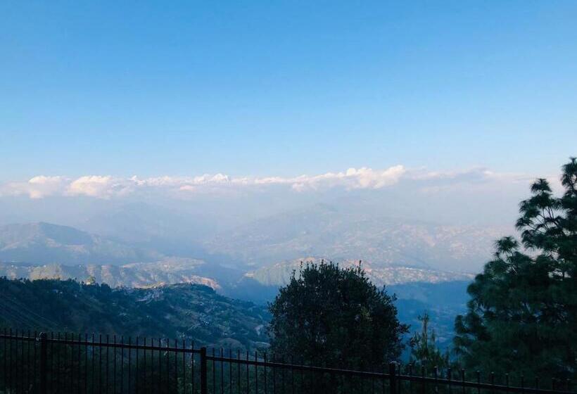 هتل Nagarkot Shangrila Resort