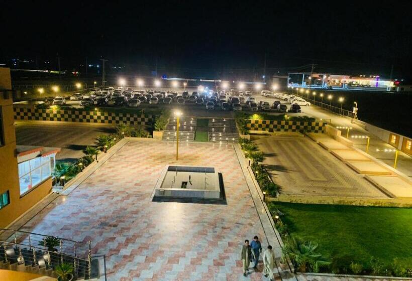 هتل Quetta Food Club