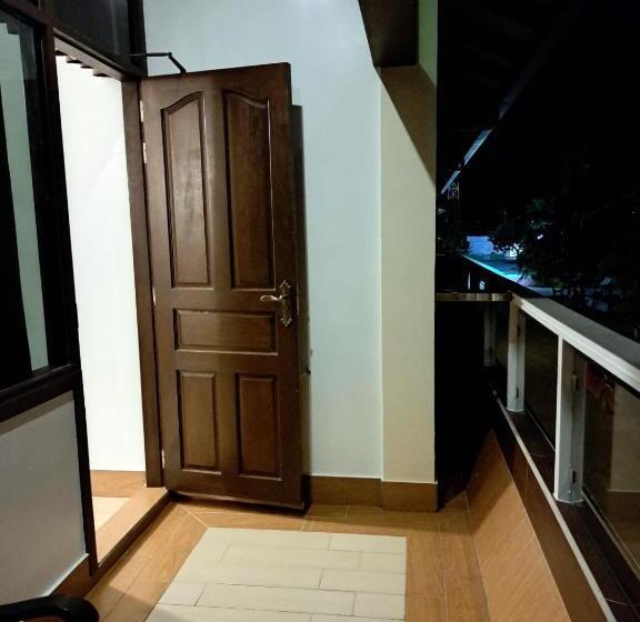 هتل Rindhali Beach