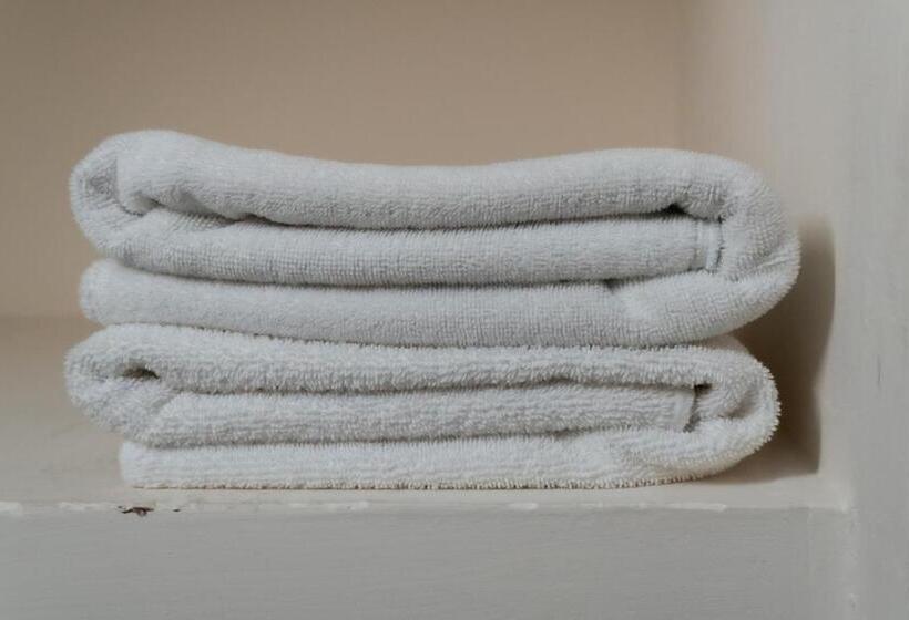 Infinity Suites Habitación Triple 103