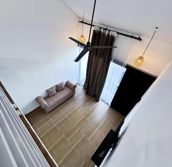 ペンション Elbe Home Stay