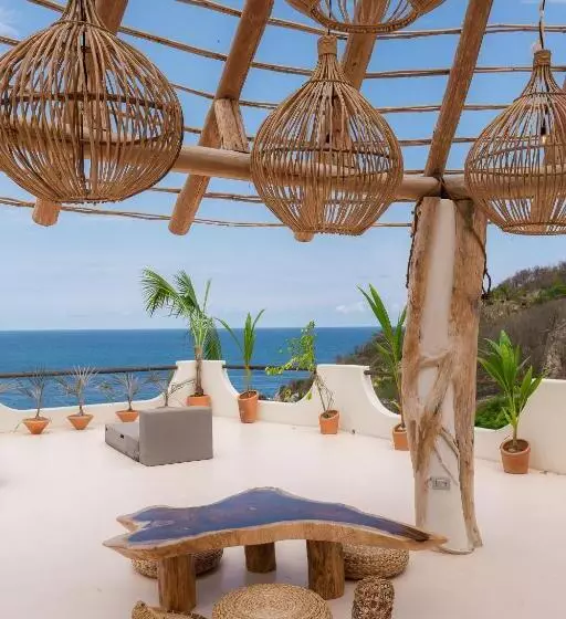 Majatalo Hostal Xeno