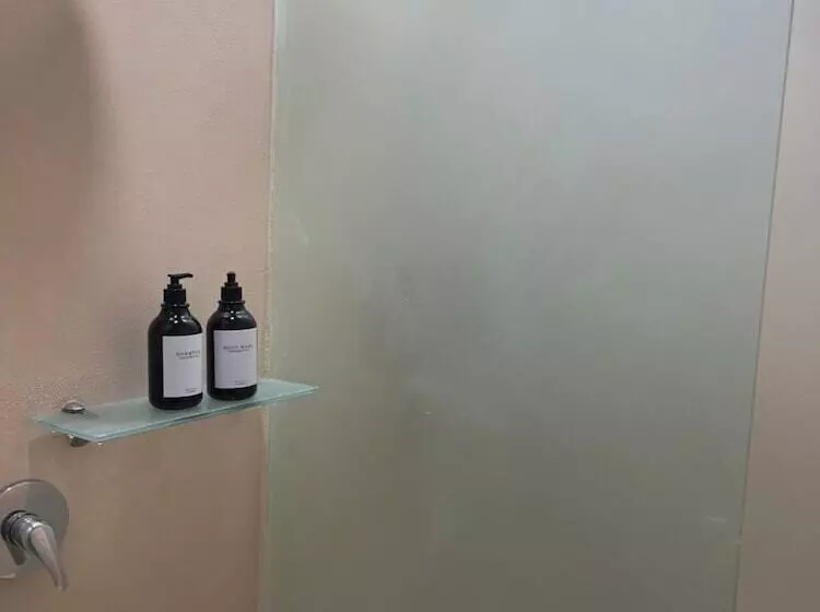 Majatalo Hostal Xeno