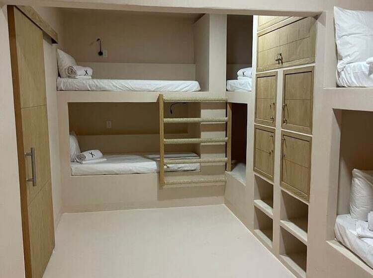 Пансион Hostal Xeno