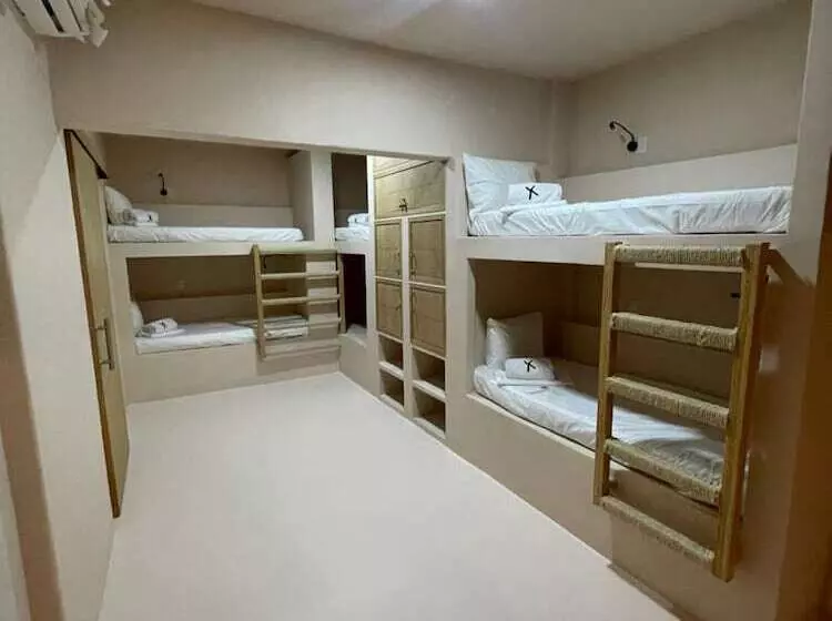 Majatalo Hostal Xeno