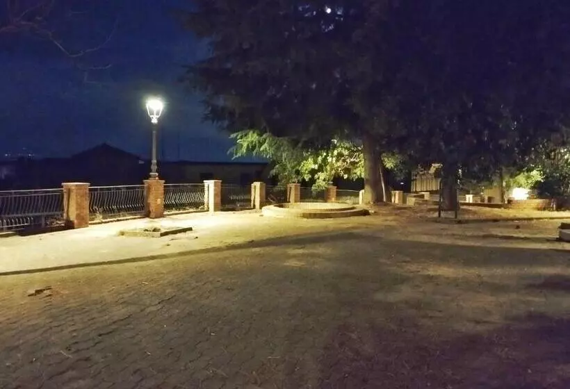 Majatalo Kalon Brion House