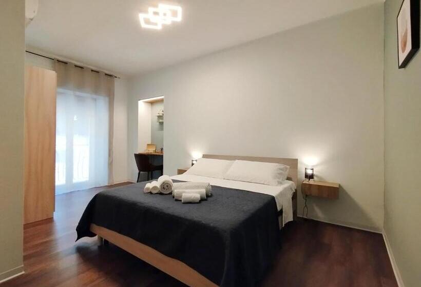 פנסיון Kalon Brion House