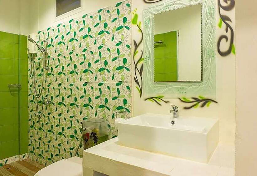 The Light House Resort   Kohlarn เดอะไลท์เฮ้าส์รีสอร์ท เกาะล้าน