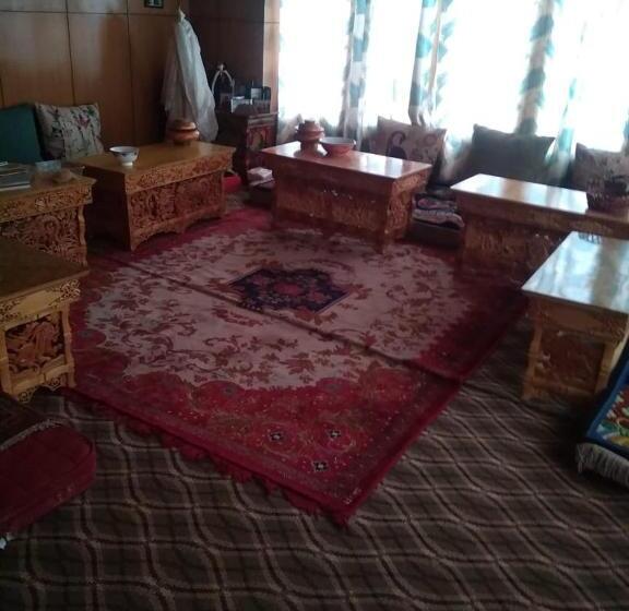 مبيت وإفطار Kunsal Yourdum Homestay Ladakh By Lexstays