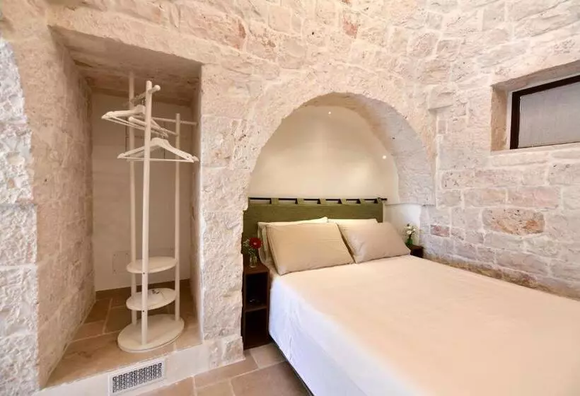 تختخواب و صبحانه Lamarossa Trulli&suites