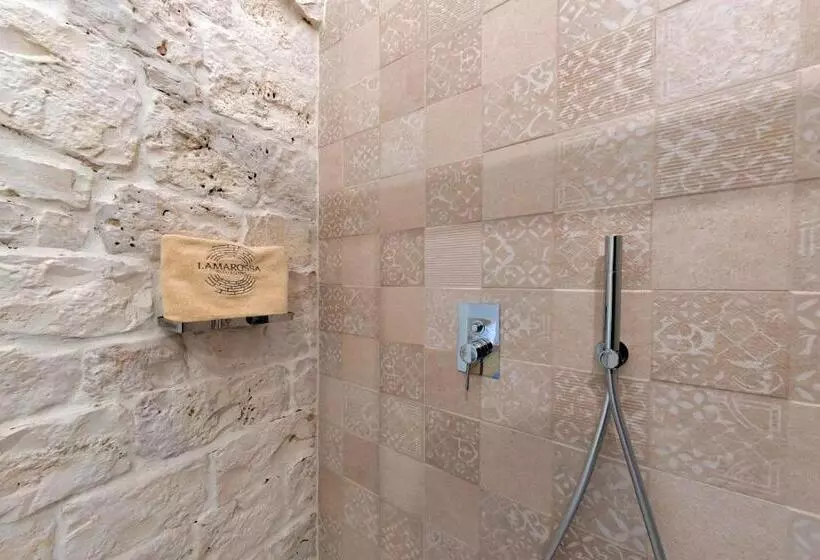 تختخواب و صبحانه Lamarossa Trulli&suites