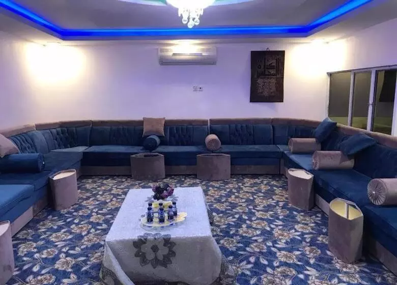 ホテル شالية ومزرعة نجمة وقمر