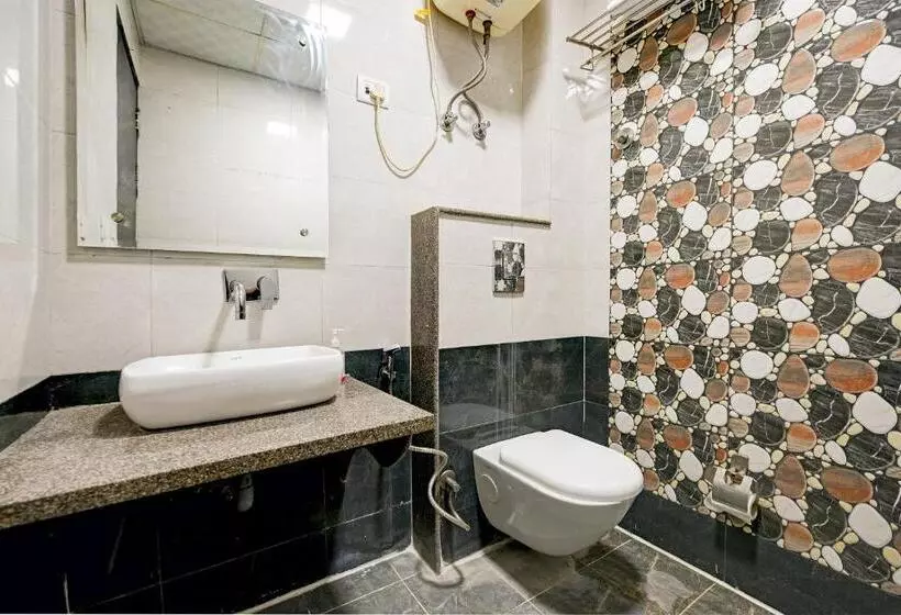 Hotelli Aura Inn
