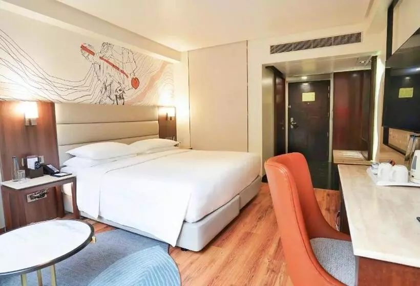 Hotelli Aura Inn