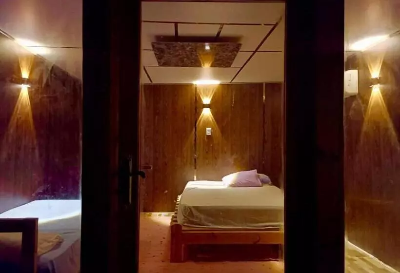 هتل Blue Beach Camp