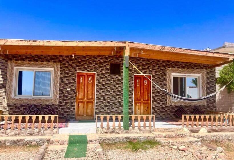 هتل Blue Beach Camp