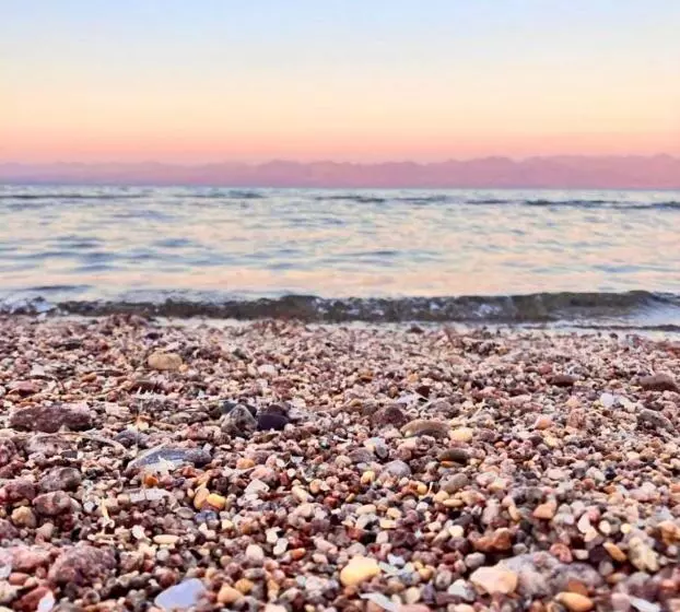 هتل Blue Beach Camp