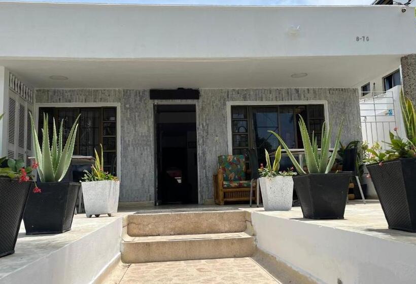 فندق Blue Crespo