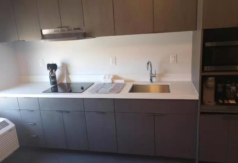 Hotelli My Tri Suites