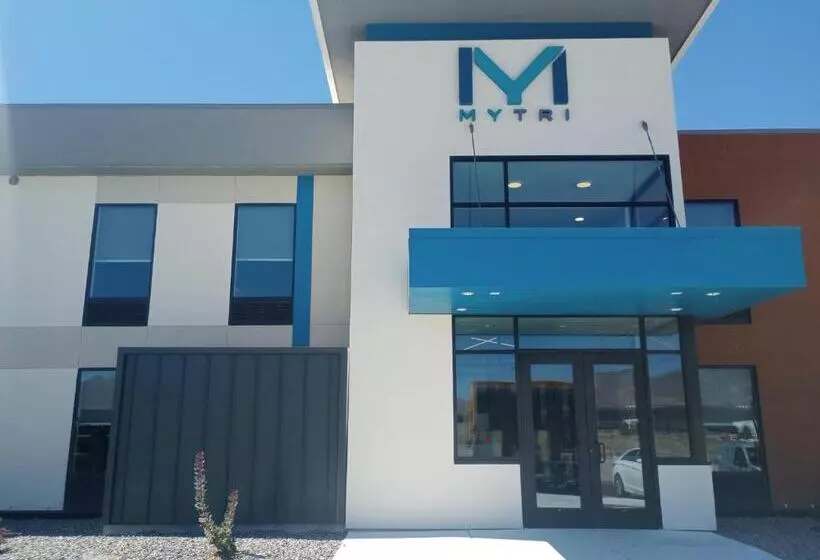 Hotelli My Tri Suites