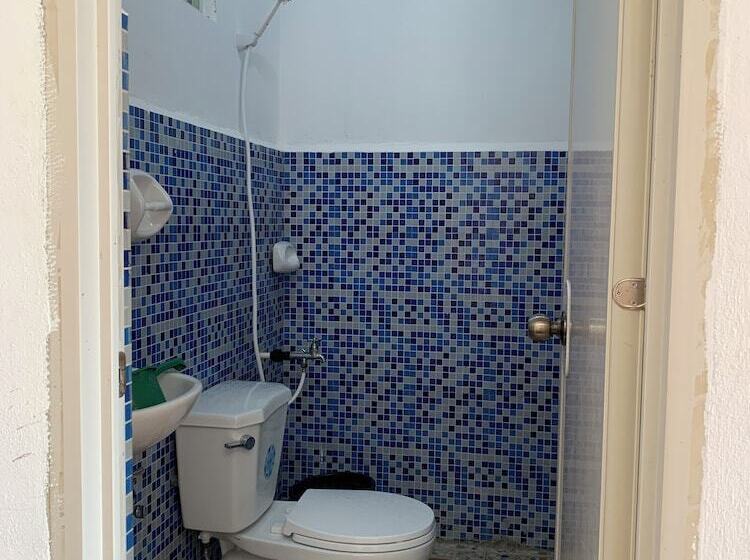 호텔 Palanas White Sand Beach Resort