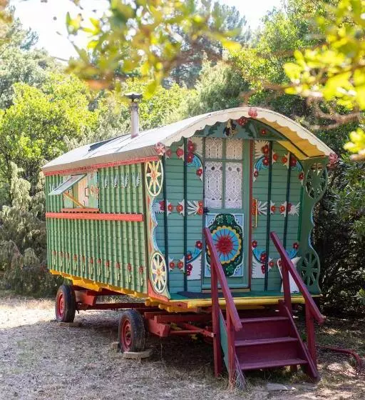 ホテル Roulotte Tout Confort à La Ferme Blandine