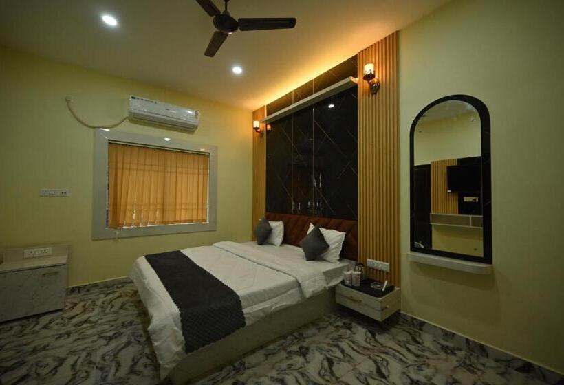 酒店 The Vintage Plaza