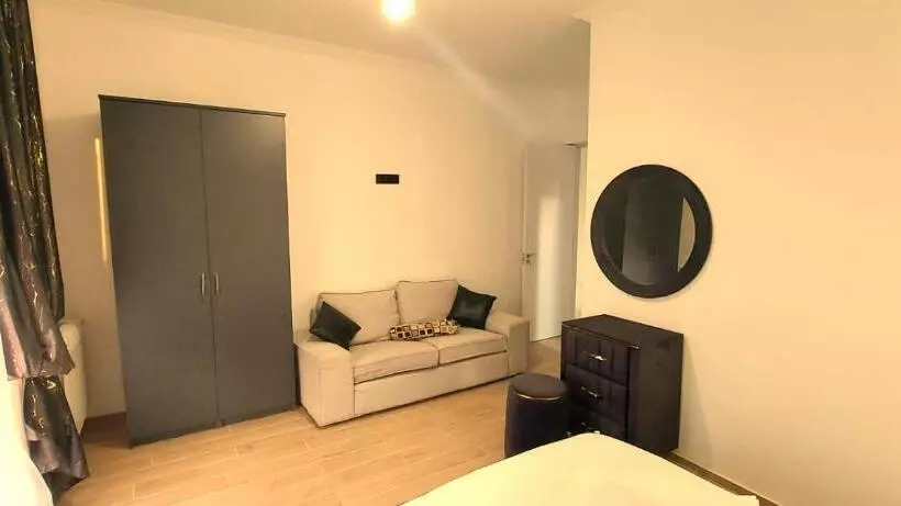 هتل Villa Gio Kvareli