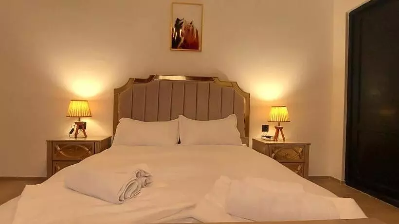 هتل Villa Gio Kvareli