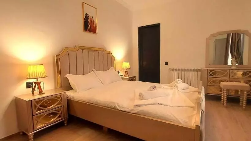 هتل Villa Gio Kvareli