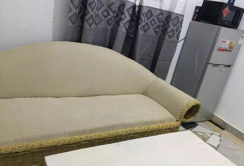 پانسیون Comfy Beachside Condo