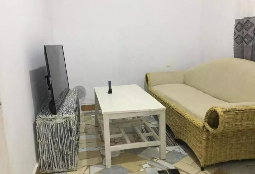 پانسیون Comfy Beachside Condo